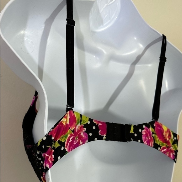 Victoria Secret sz 34 C push up bra in a tropical print Hardly worn. - Picture 9 of 10
